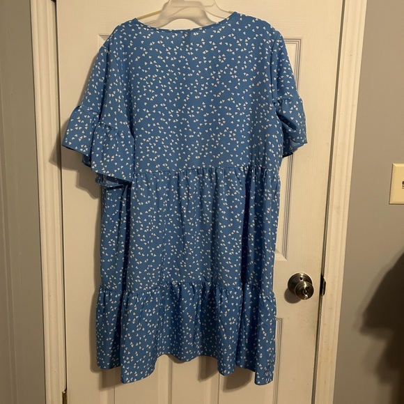 SHEIN Blue Heart Print Tiered Babydoll Dress Lantern Sleeve Plus Size 1X - Picture 3 of 6